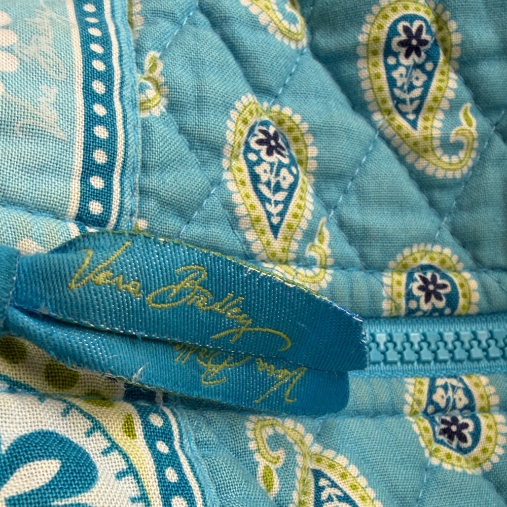 Vera Bradley Turquoise Paisley Shoulder Bag - Picture 2 of 4